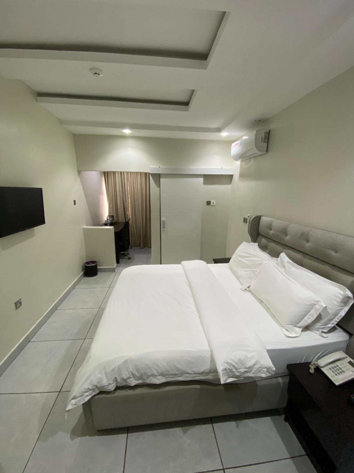 Emmaag Hotel, Ibadan Eksteriør bilde